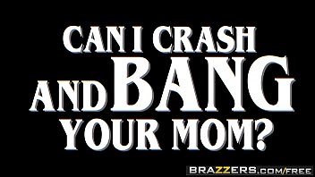 Сексуальный сон с мачехой история парня, который не смог устоять перед ее прелестями